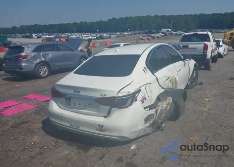 2018 Infiniti Q50 2.0T Luxe z USA, uszkodzony, nr VIN JN1CV7AP1JM240996